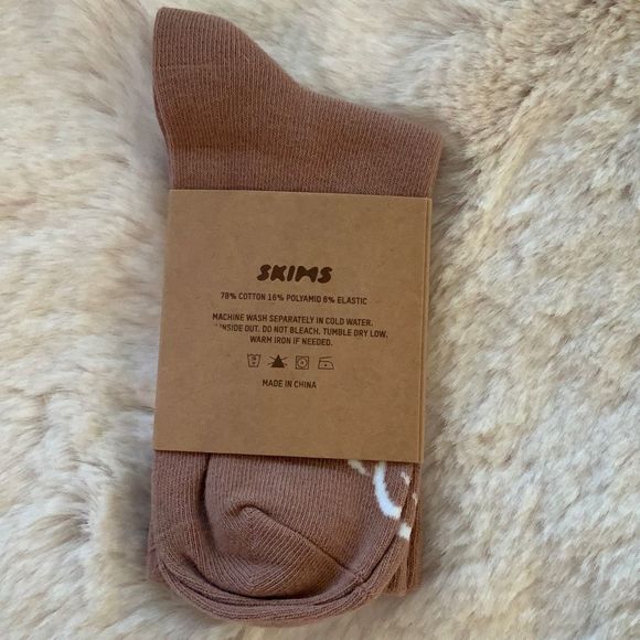 SKIMS Socks TEAM USA Flag Olympic Sienna Size Small - Picture 4 of 4